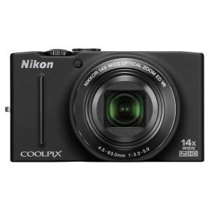 Digitalni foto-aparat Nikon S8200, Crni